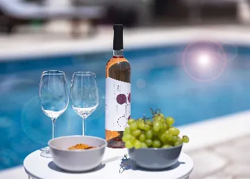 5-Bedroom Villa for 10 in Zaton, Croatia