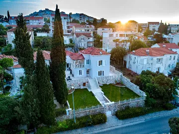 Dubrovnik 5-Bedroom Villa for 10 Guests with Pool