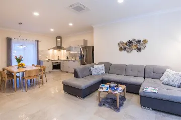 Dubrovnik 5-Bedroom Villa for 10 Guests with Pool