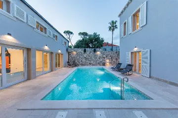 Dubrovnik 5-Bedroom Villa for 10 Guests with Pool