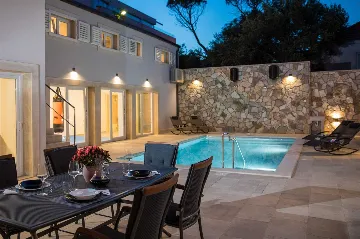 Dubrovnik 5-Bedroom Villa for 10 Guests with Pool