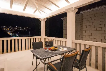 Dubrovnik 5-Bedroom Villa for 10 Guests with Pool