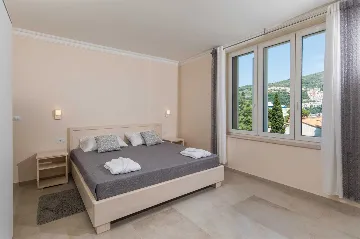 Dubrovnik 5-Bedroom Villa for 10 Guests with Pool