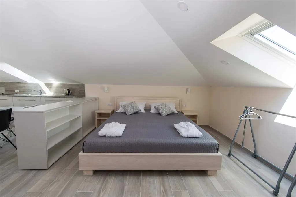 Dubrovnik 5-Bedroom Villa for 10 Guests with Pool