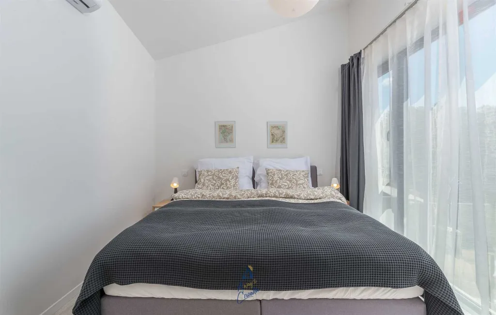 4-Bedroom Villa with Private Pool in Vabriga