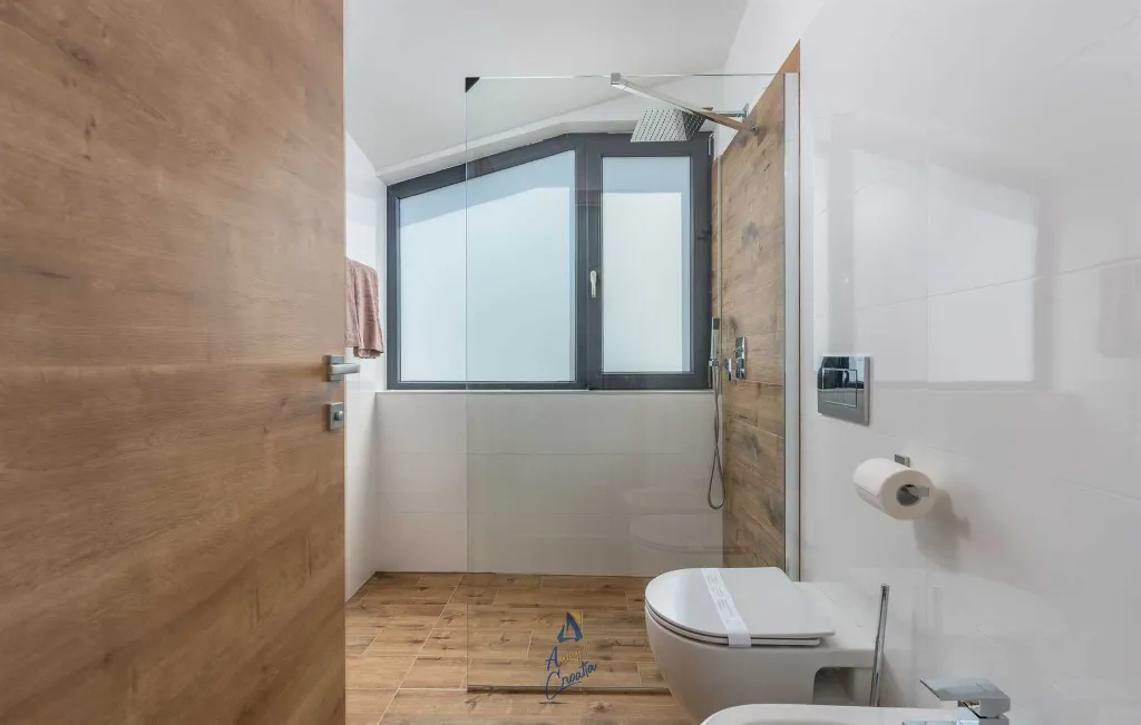 4-Bedroom Villa with Private Pool in Vabriga