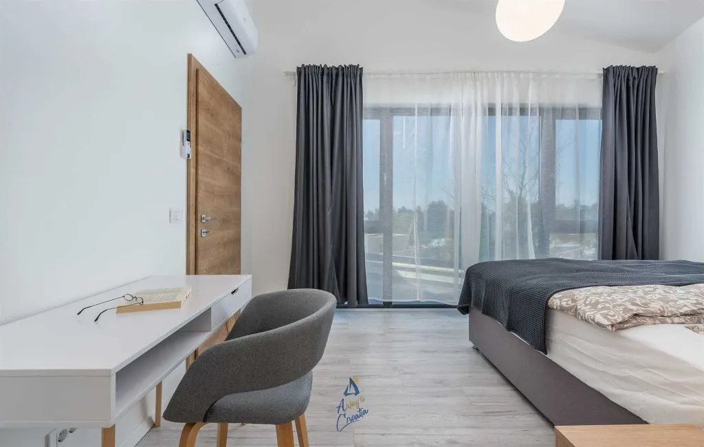 4-Bedroom Villa with Private Pool in Vabriga
