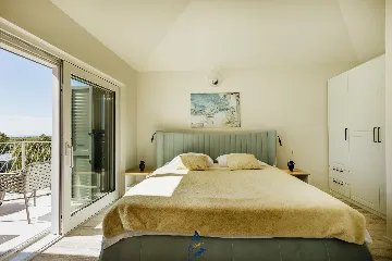 4-Bedroom Villa in Višnjan for Up to 10 Guests