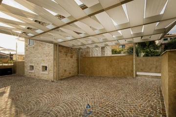 4-Bedroom Villa in Višnjan for Up to 10 Guests