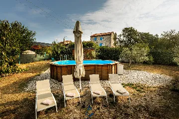 2-Bedroom Villa in Umag with Saltwater Pool