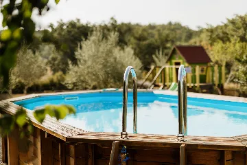 2-Bedroom Villa in Umag with Saltwater Pool