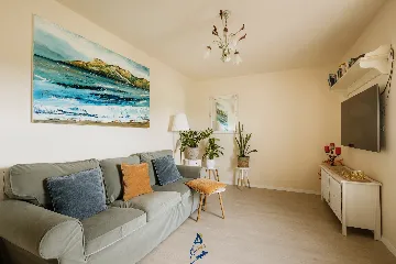 2-Bedroom Villa in Umag with Saltwater Pool