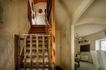 2-Bedroom Villa in Umag with Saltwater Pool