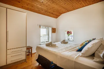 2-Bedroom Villa in Umag with Saltwater Pool