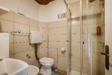 2-Bedroom Villa in Umag with Saltwater Pool