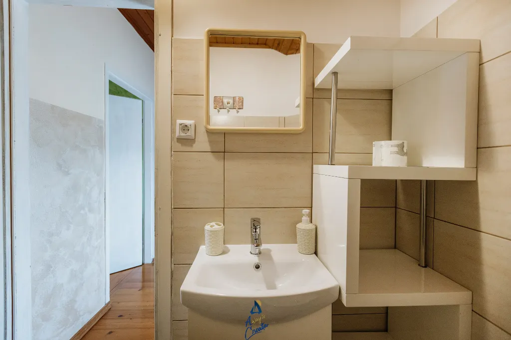2-Bedroom Villa in Umag with Saltwater Pool