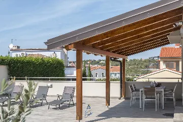 3-Bedroom Apartment with Pool and Garden in Meduliin