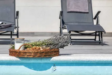 3-Bedroom Apartment with Pool and Garden in Meduliin