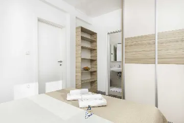 3-Bedroom Apartment with Pool and Garden in Meduliin