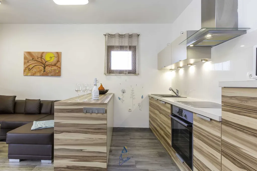 3-Bedroom Apartment with Pool and Garden in Meduliin