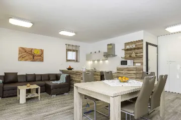 3-Bedroom Apartment with Pool and Garden in Meduliin