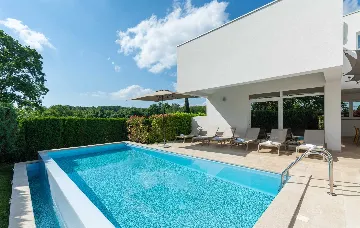 Villa in Žminj with Heated Indoor & Outdoor Pool