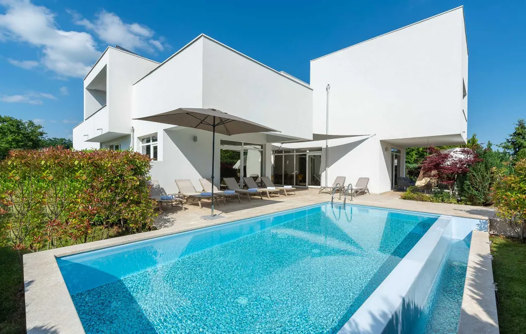 Villa in Žminj with Heated Indoor & Outdoor Pool