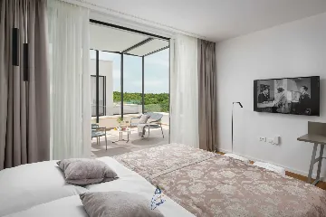 6-Bedroom Villa in Bale for Up to 12 Guests