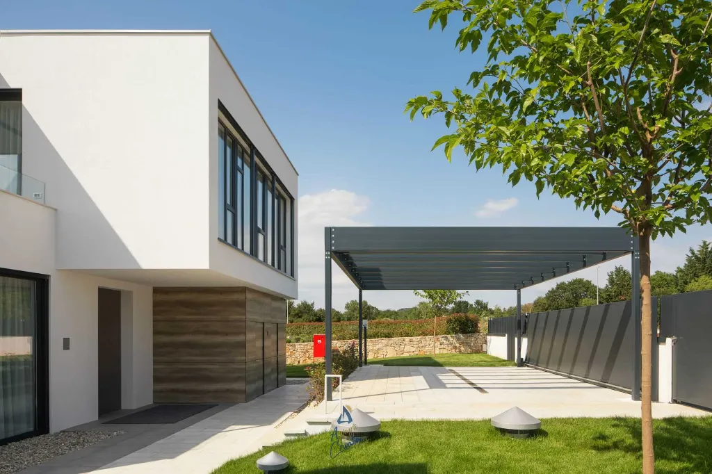 6-Bedroom Villa in Bale for Up to 12 Guests