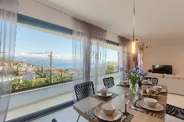 3-Bedroom Villa with Heated Pool in Ičići