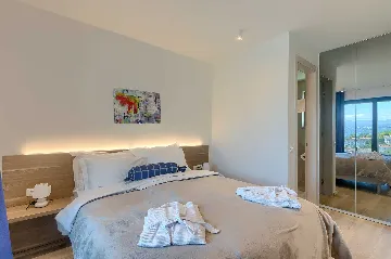 3-Bedroom Villa with Heated Pool in Ičići