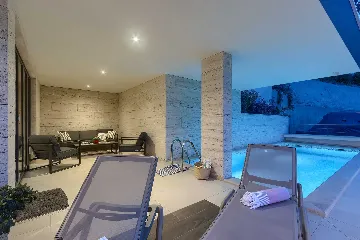 3-Bedroom Villa with Heated Pool in Ičići