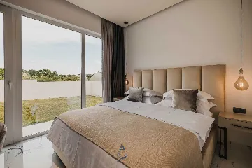 Private Pool Villa for 6 in Valica