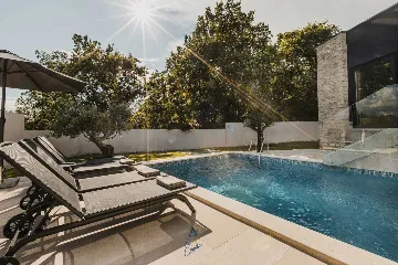 Private Pool Villa for 6 in Valica