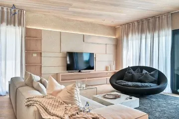 Vabriga 4-Bedroom Villa with Hydromassage Pool