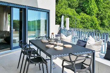 Vabriga 4-Bedroom Villa with Hydromassage Pool