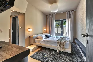 Vabriga 4-Bedroom Villa with Hydromassage Pool