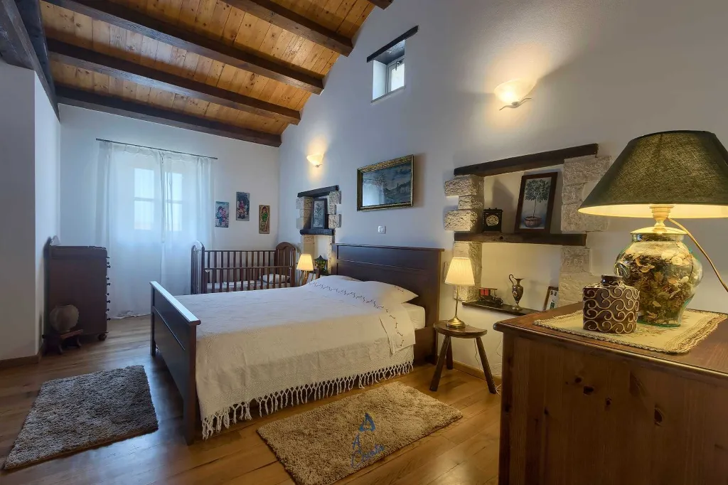 Villa in Muntrilj with Private Swimming Pool