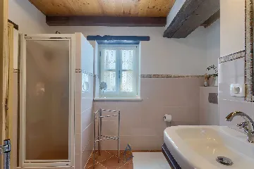 Villa in Muntrilj with Private Swimming Pool