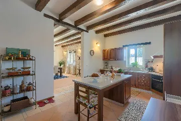 Villa in Muntrilj with Private Swimming Pool