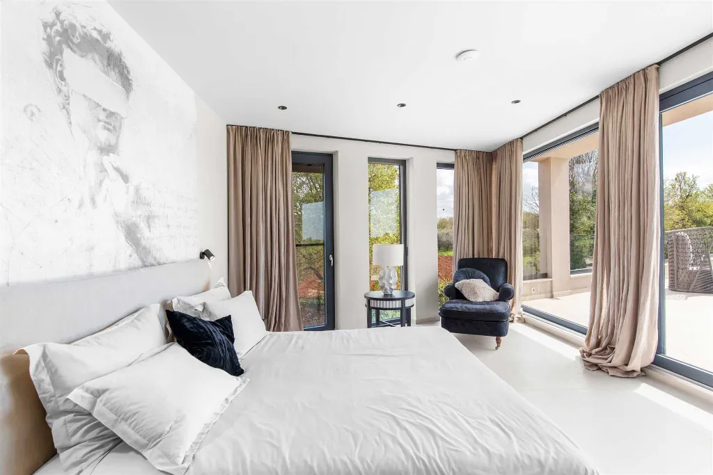 Vabriga 4-Bedroom Villa with Heated Pool & Jacuzzi