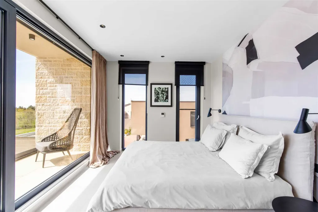 Vabriga 4-Bedroom Villa with Heated Pool & Jacuzzi