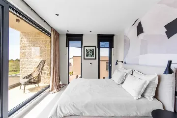 Vabriga 4-Bedroom Villa with Heated Pool & Jacuzzi