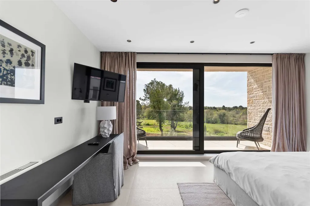 Vabriga 4-Bedroom Villa with Heated Pool & Jacuzzi