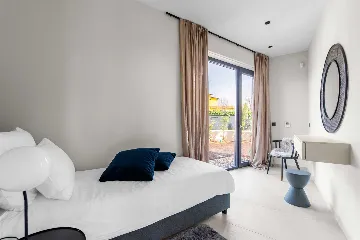 Vabriga 4-Bedroom Villa with Heated Pool & Jacuzzi