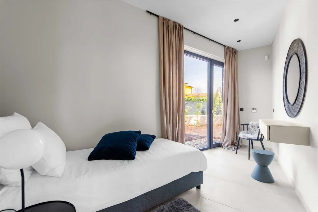 Vabriga 4-Bedroom Villa with Heated Pool & Jacuzzi