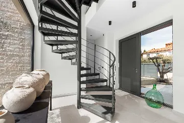 Vabriga 4-Bedroom Villa with Heated Pool & Jacuzzi