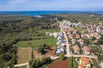 Vabriga 4-Bedroom Villa with Heated Pool & Jacuzzi