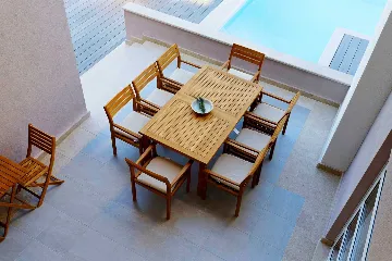 4-Bedroom Villa in Zagvozd for 8 Guests