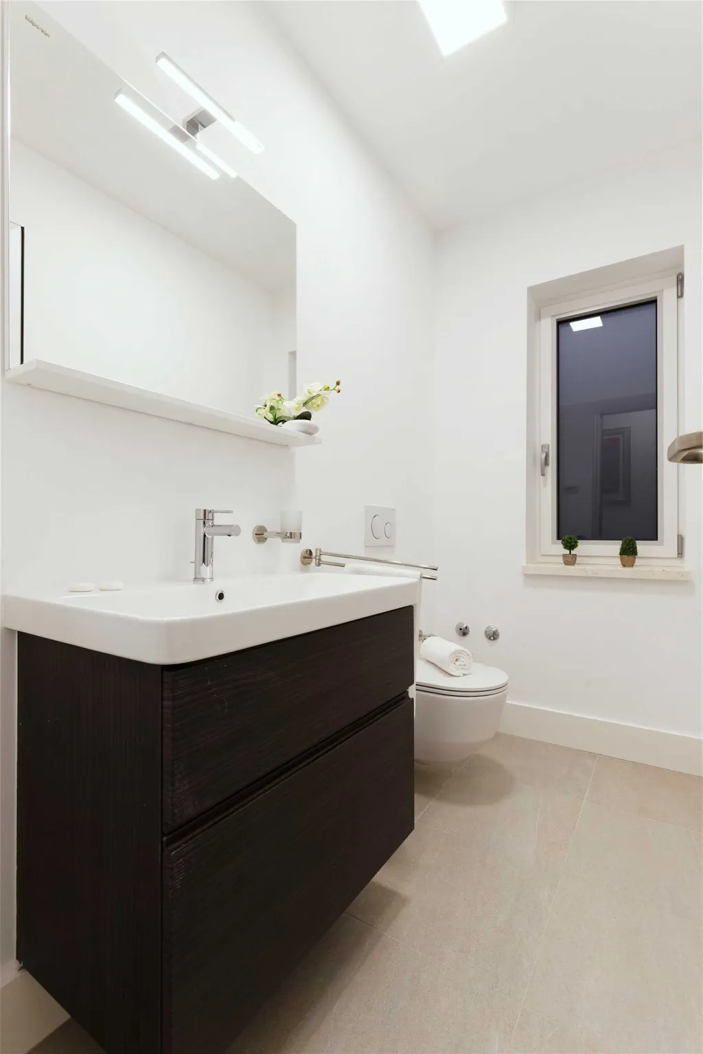 4-Bedroom Villa in Zagvozd for 8 Guests